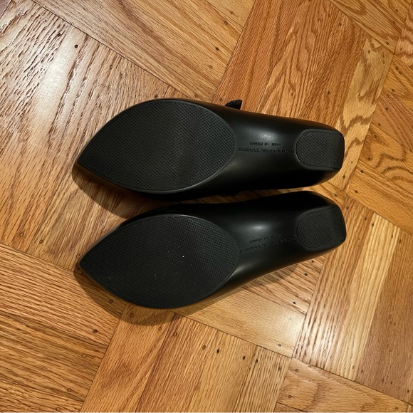 EUC Robert Clergerie sz 7 Black Point Toe Mary Jane Shoes - Picture 5 of 6